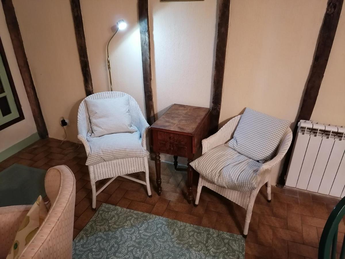 Les Ecuries Des Princesses Fontevraud L'Abbaye Bagian luar foto